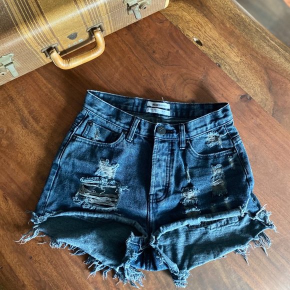 ONE TEASPOON | High Waist Bonita Denim Ripped Shorts 26 - Picture 2 of 5